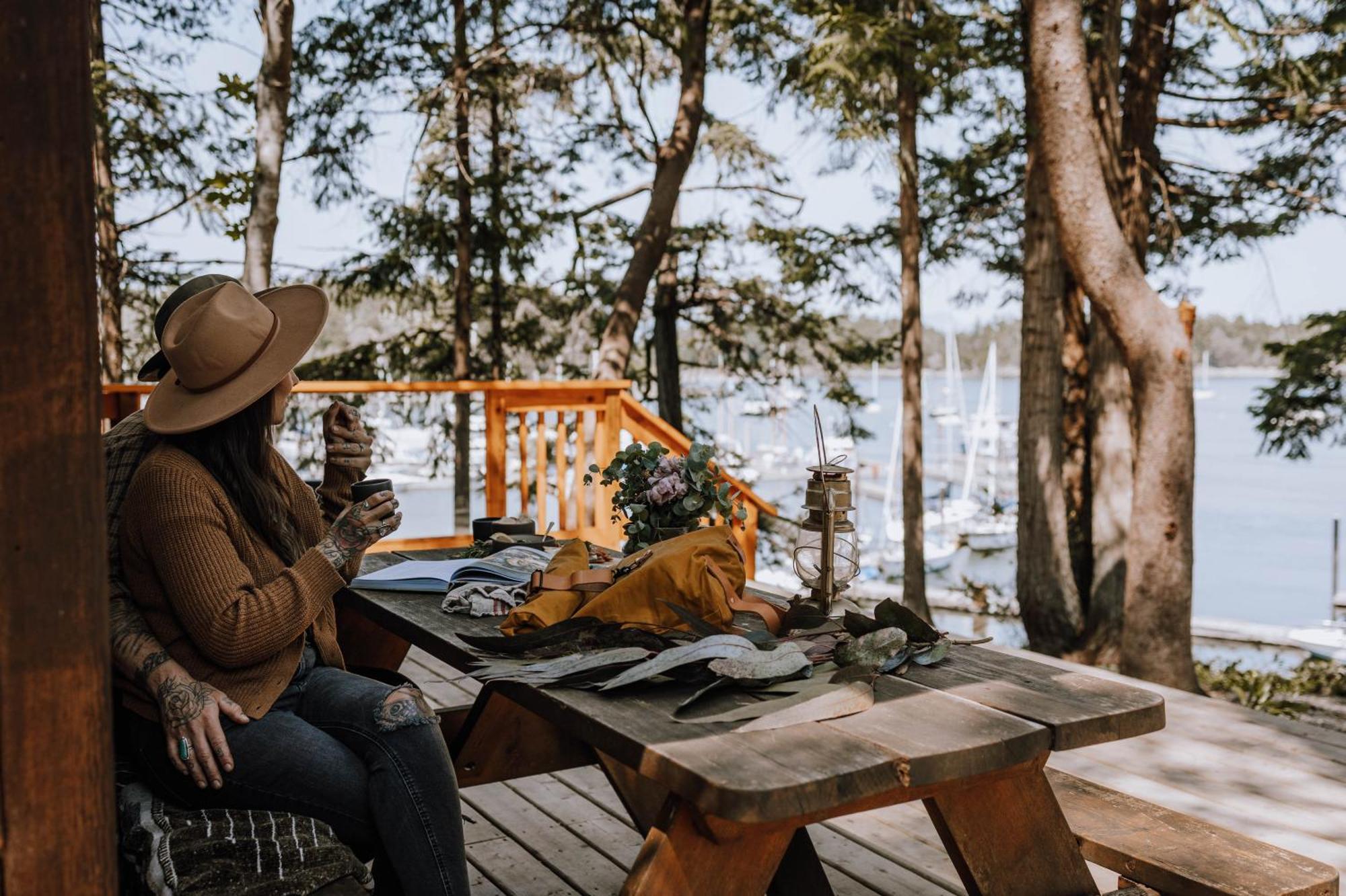 Page'S Resort & Marina Gabriola エクステリア 写真
